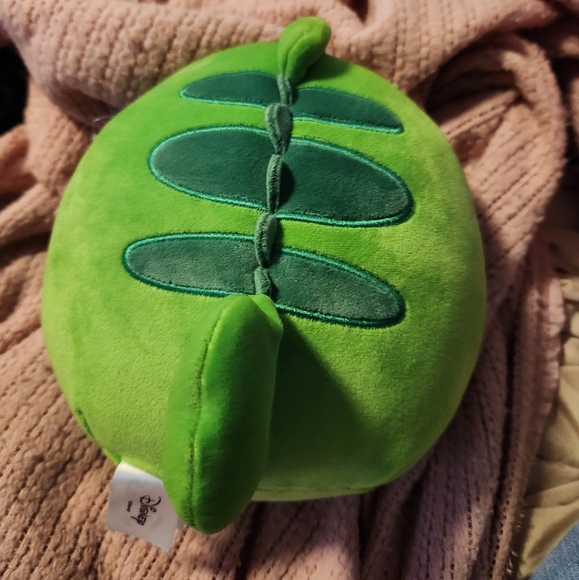 NWT Pascal from Disney Rapunzel 8 inch Squishmallow - Picture 2 of 4